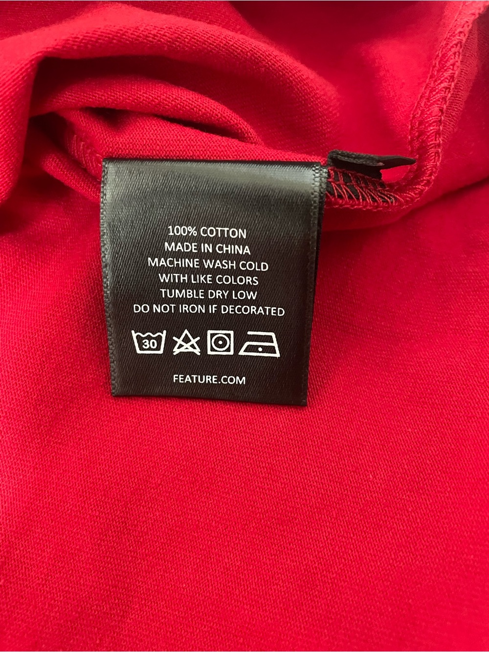 Feature Script Tee - Savvy Red - Picture 6 of 6